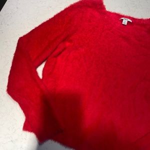 Bar lll - Red fuzzy sweater